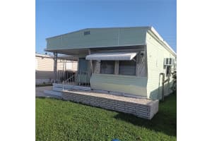 711 51ST AVENUE DRIVE, BRADENTON, FL 34207 - MLS#MFRO6338065