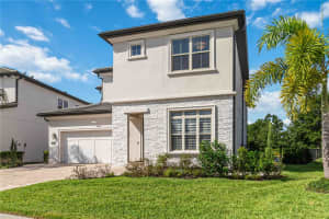10594 ROYAL CYPRESS WAY, ORLANDO, FL 32836 - MLS#MFRO6338166