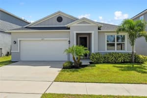 625 Overpool Ave, DAVENPORT