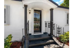1048 33RD AVENUE, MIAMI, FL 33125 - MLS#MFRO6338448
