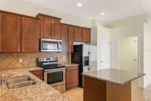 2831 WHISTLEWOOD DRIVE, ORLANDO, FL 32810 - MLS#MFRO6338472