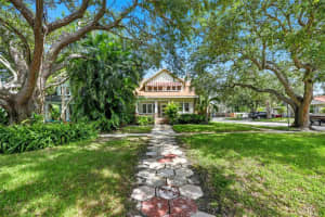 5001 BURLINGTON AVENUE, ST PETERSBURG, FL 33701 Sold 10/10/25