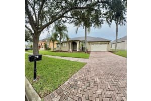 4327 CONROY CLUB DRIVE, ORLANDO, FL 32835 - MLS#MFRO6338633