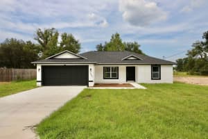 345 Malauka Loop, OCKLAWAHA