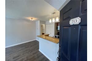 5128 Conroy Rd #713, ORLANDO