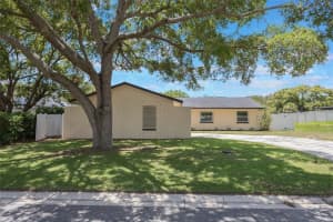 725 LAUREL WAY, CASSELBERRY, FL 32707 - MLS#MFRO6338968