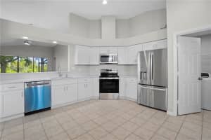5535 SIR CHURCHILL DRIVE, LEESBURG, FL 34748 - MLS#MFRO6338973