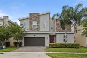 641 Pebble Beach Dr, DAVENPORT