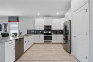 641 PEBBLE BEACH DRIVE, DAVENPORT, FL 33896 - MLS#MFRO6338976