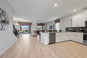 641 PEBBLE BEACH DRIVE, DAVENPORT, FL 33896 - MLS#MFRO6338976