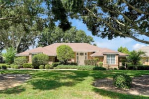 12452 Lake Ridge Cir, CLERMONT