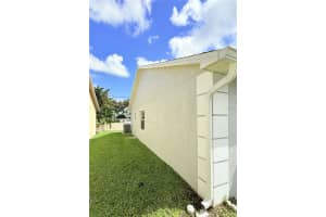 4030 MARLBERRY LANE, MELBOURNE, FL 32901 - MLS#MFRO6338995