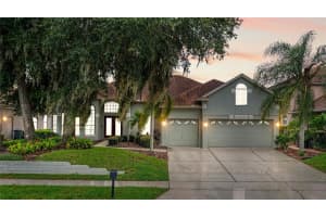 121 Fig Tree Run, LONGWOOD