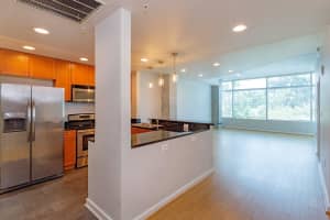 525 JACKSON ST E #306, ORLANDO, FL 32801 - MLS#MFRO6339166
