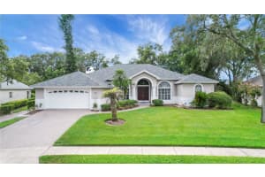 1521 Edgewater Dr, MOUNT DORA