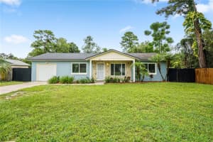 335 Hidden Lake Dr, SANFORD