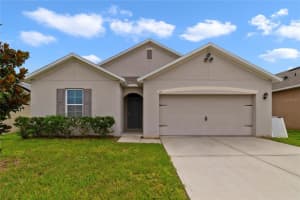 252 Willow Bend Dr, DAVENPORT
