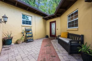 1835 Oak Ln Orlando, FL 32803 - Off Market