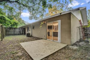 52 SAINT JOHANNA DRIVE, OVIEDO, FL 32765 - MLS#MFRO6339352