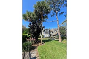 962 NEWCASTLE CIR #100, LAKE MARY, FL 32746 - MLS#MFRO6339367