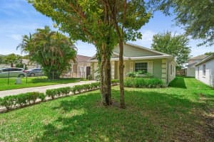 2033 GARWOOD DRIVE, ORLANDO, FL 32822 - MLS#MFRO6339394