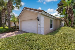 11995 FIORE DRIVE, ORLANDO, FL 32827 - MLS#MFRO6339412