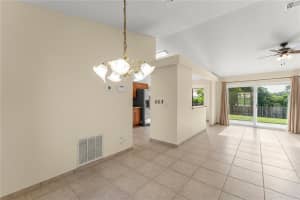 417 ASHBOURNE DRIVE, ORLANDO, FL 32835 - MLS#MFRO6339513