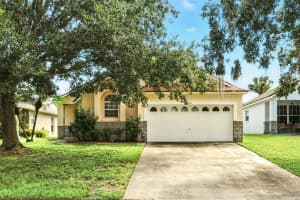 131 ROMA WAY, KISSIMMEE, FL 34746 - MLS#MFRO6339572