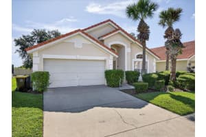 1112 Solana Cir, DAVENPORT