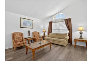 1112 SOLANA CIRCLE, DAVENPORT, FL 33897 Sold 11/05/25