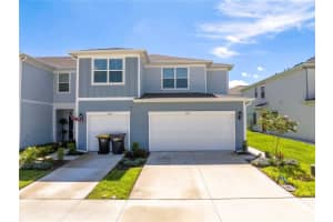 2751 Fetching Trl, DAVENPORT