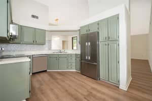 1232 SAINT TROPEZ CIRCLE, ORLANDO, FL 32806 - MLS#MFRO6339774
