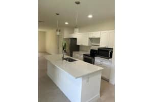 4862 COLLEGE DRIVE, ORLANDO, FL 32811 - MLS#MFRO6339977