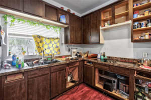 10012 LULA STREET, GIBSONTON, FL 33534 Sold 09/26/25