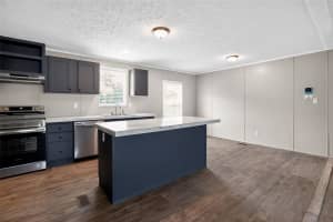3013 ROSSI LANE, LAKELAND, FL 33801 - MLS#MFRO6340050