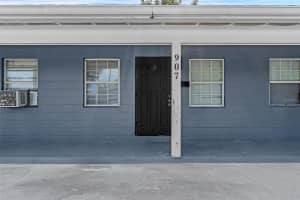 907 CENTER AVENUE, HAINES CITY, FL 33844 - MLS#MFRO6340139
