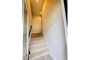 561 SCOTIA PLACE, ORLANDO, FL 32806 - MLS#MFRO6340212