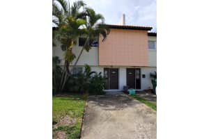 1005 Ashley Ave, INDIAN HARBOUR BEACH