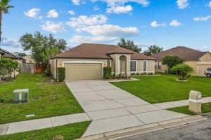 2815 BRIAR PARK DRIVE, ORLANDO, FL 32833 Sold 09/30/25