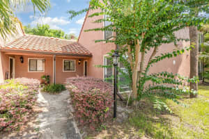 607 SAINT JOHNS CT #607, WINTER PARK, FL 32792 - MLS#MFRO6340369