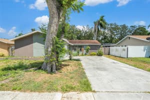 2846 EAGLE RUN CIRCLE, CLEARWATER, FL 33760 - MLS#MFRO6340373