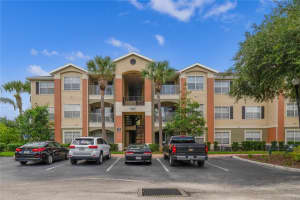 1920 SUMMER CLUB DRIVE, OVIEDO, FL 32765 - MLS#MFRO6340404