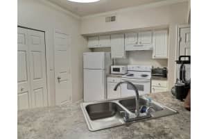 911 ORANGE AVENUE, ORLANDO, FL 32801 - MLS#MFRO6340413