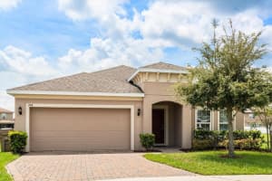 204 Sangmon Ct, GROVELAND