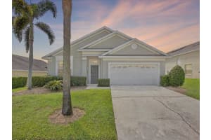 16630 Rolling Green Drive, CLERMONT