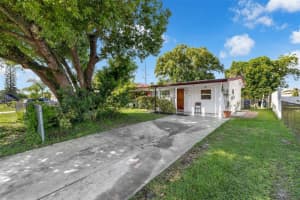 6228 HILLWOOD DRIVE, ORLANDO, FL 32809 - MLS#MFRO6340599