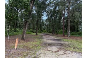 N SPRING GARDEN AVE, DELAND, FL 32720 - MLS#MFRO6340602