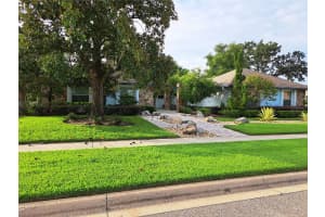380 WHITE OAK CIR, MAITLAND, FL 32751 - MLS#MFRO6340648