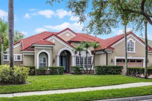 1867 VERDE WAY, ORLANDO, FL 32835 - MLS#MFRO6340717