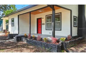 7806 VAN DYKE PLACE, TAMPA, FL 33604 - MLS#MFRO6340775